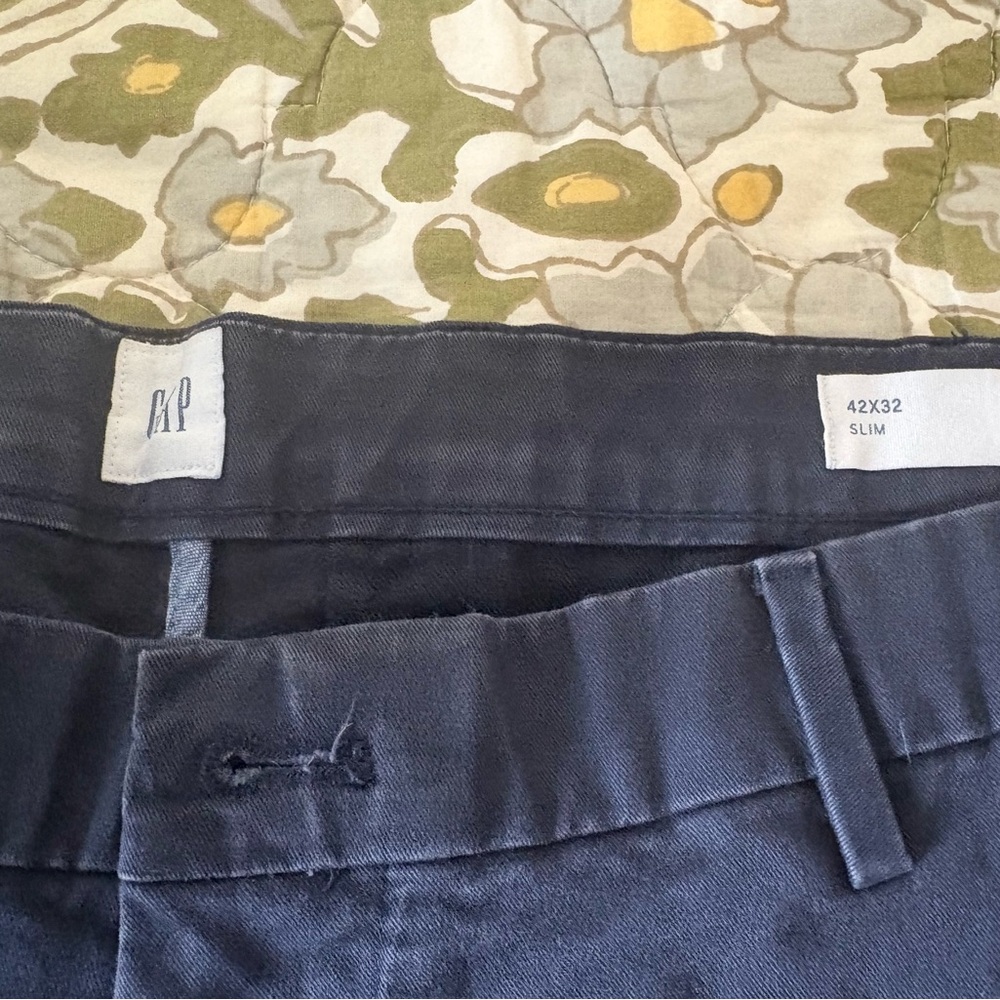 GAP Men's Slim Fit Pants - Navy 42/32